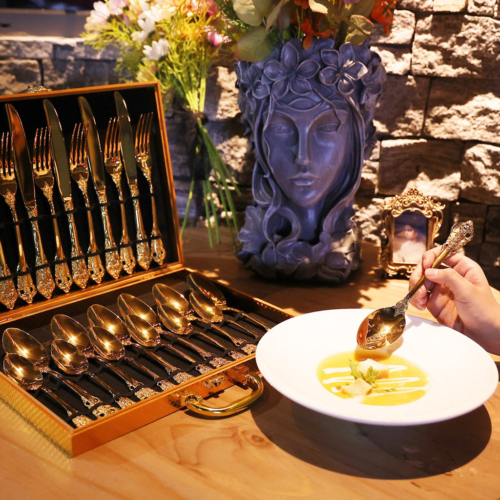 European Pattern Stainless Steel Empaistic Tableware Set