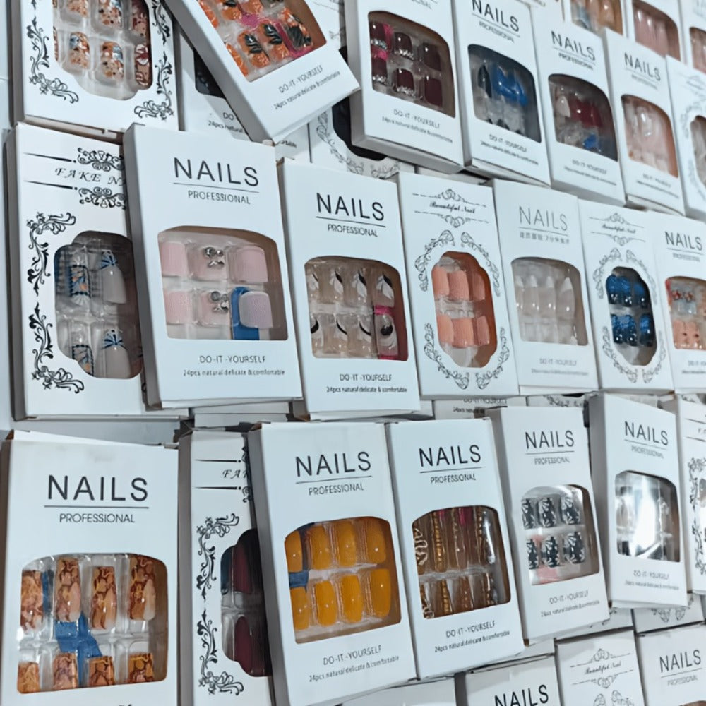Press On Nails 576-Piece Full-Cover Assorted Glossy Variety Set with Styles for Parties and Daily Wear — image 2