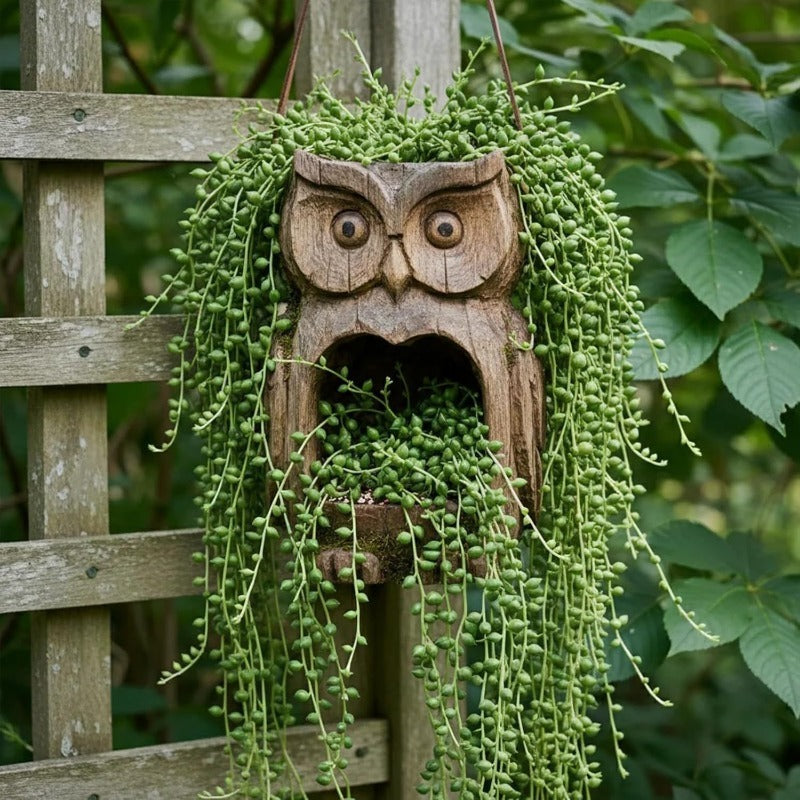 Bird Feeder Hanging Outdoor Rustic Wood Owl-Shaped Plant Pot for Patio Lawn Garden Decor – Open Design Decorative Planter for