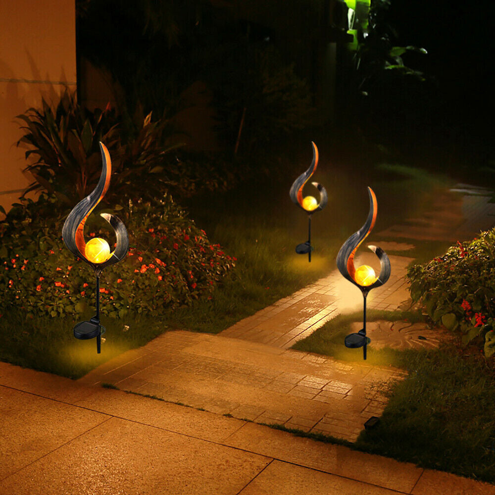 LED Solar Flame Light Metal LED Garden Light Flame Effect Lamp Waterproof Outdoor Lights Landscape Lights Solar Decorative Light