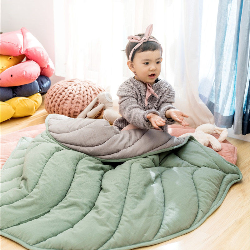 New Product Multifunctional Leaf Shaped Floor Mat Carpet Children'S Blanket