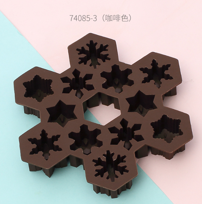1 PCS Christmas Ice Molds Chocolate Snowflake Cookie Gummies Gummy Silicone Soap Biscuit - V.I.P Digital Presence