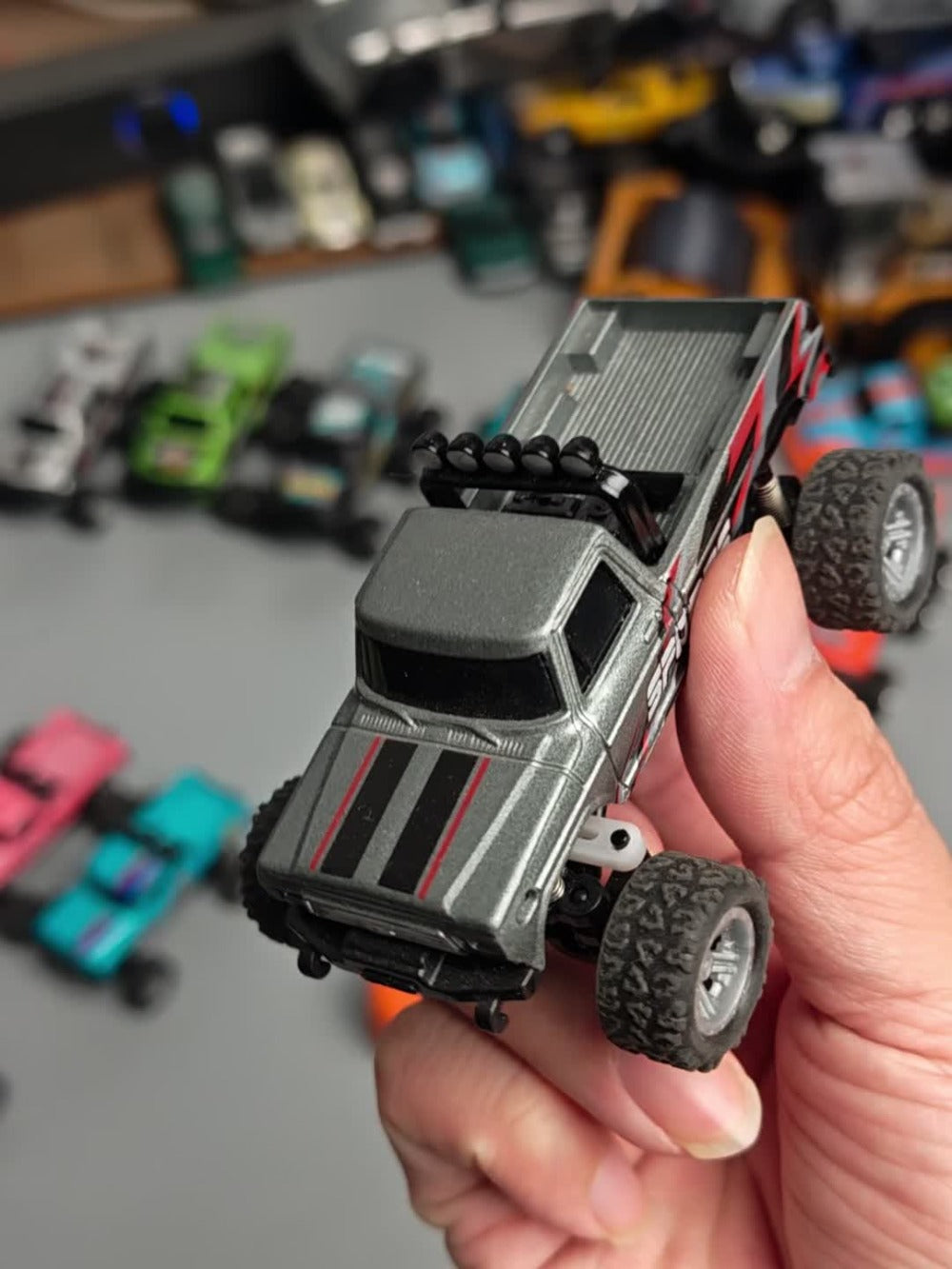 Mini Remote Control Pickup Truck with Detachable Trailer, Five Color Options and Spring Suspension — image 16