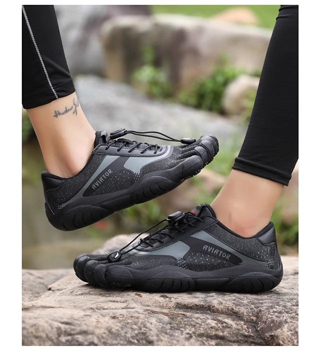 Comfortable Breathable And Lightweight Climbing Training Sneakers