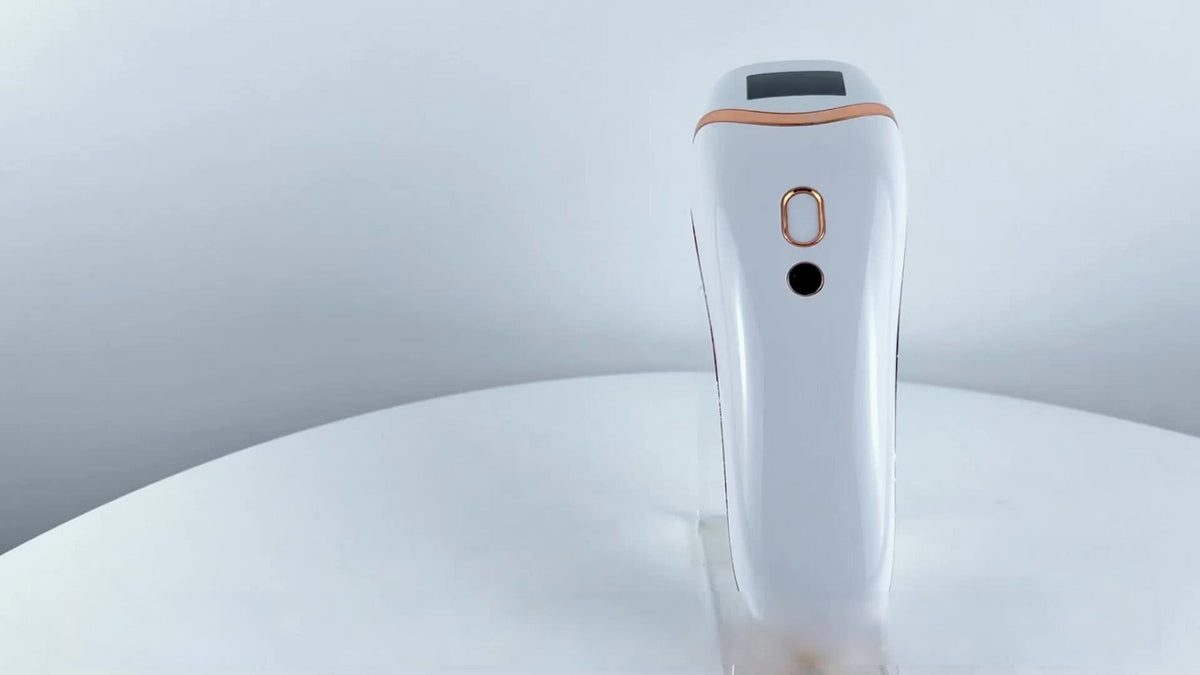 Hair Removal Device in a 3-in-1 IPL 999900 Flashes Design for Women and Men on the Full Body Face and Legs — image 9