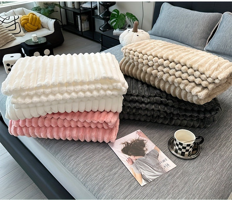 Fleece Blanket Double-Sided 3D Faux Rabbit Fur Throw – Ultra-Soft Thick 300-350g/m² for Home, Office, Travel & Camping — imag