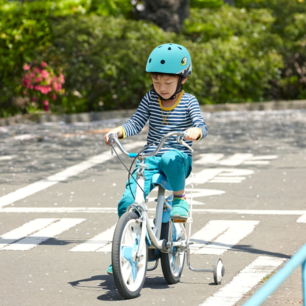 3D Shark Kids Bike Helmet with Knee and Elbow Pads Set, Ultra-Light 230g Adjustable Safety Helmet Ages 5+ — image 10