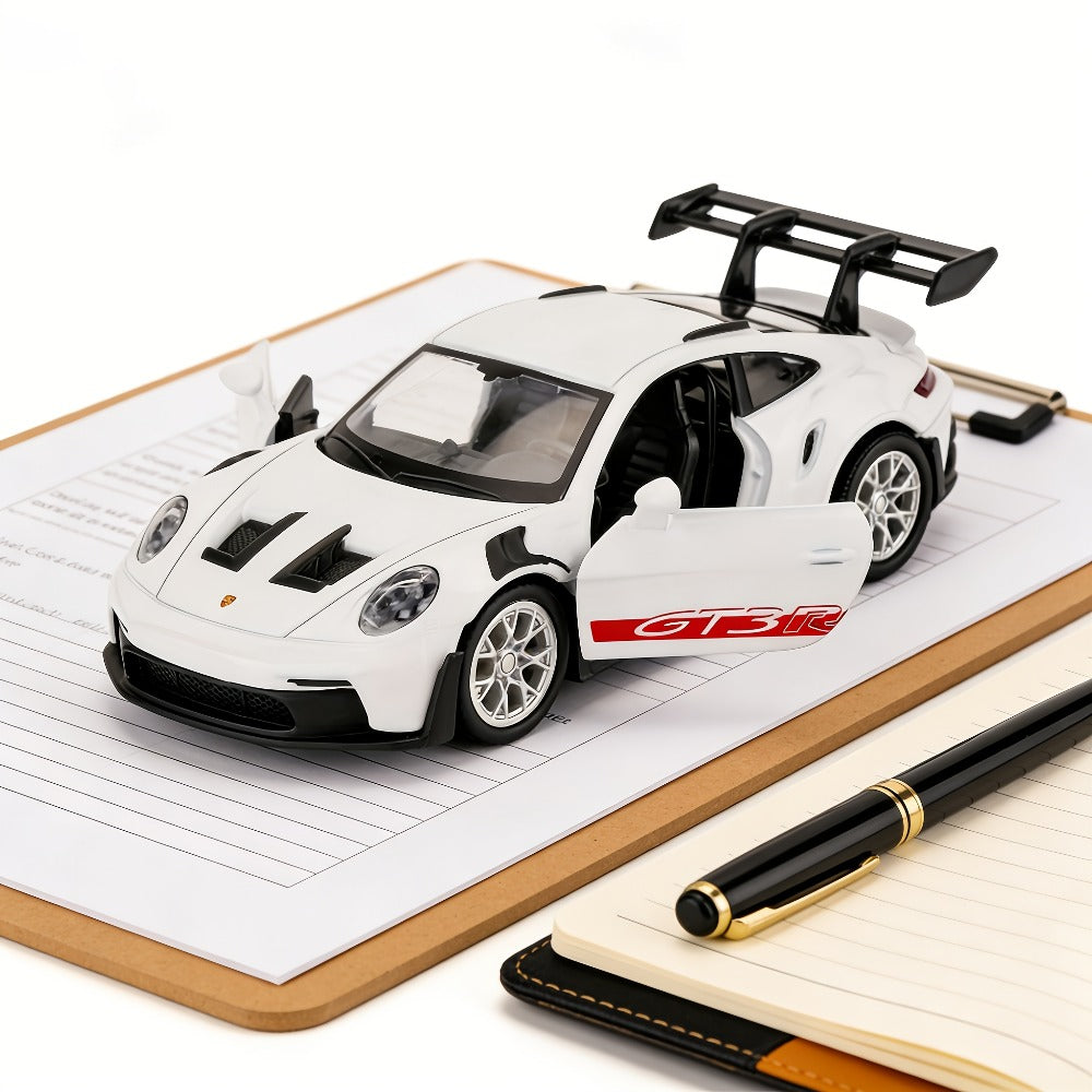 Porsche 911 Die-Cast Collectible Model for Adults, High-Detail Zinc Alloy Display Car for Home Decor Exhibitions — image 6