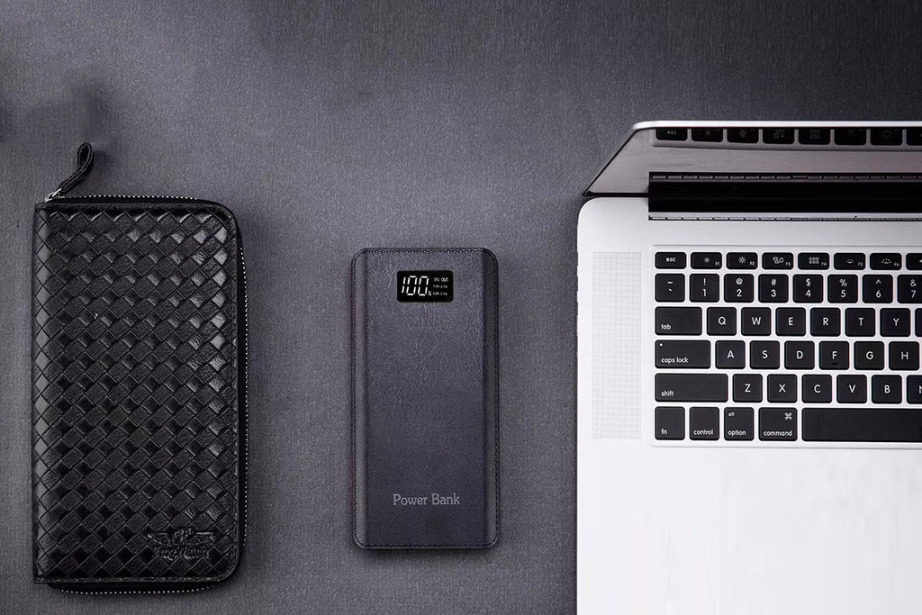 4USB output power bank