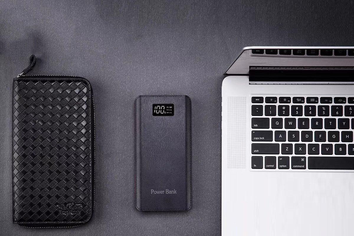 4USB output power bank