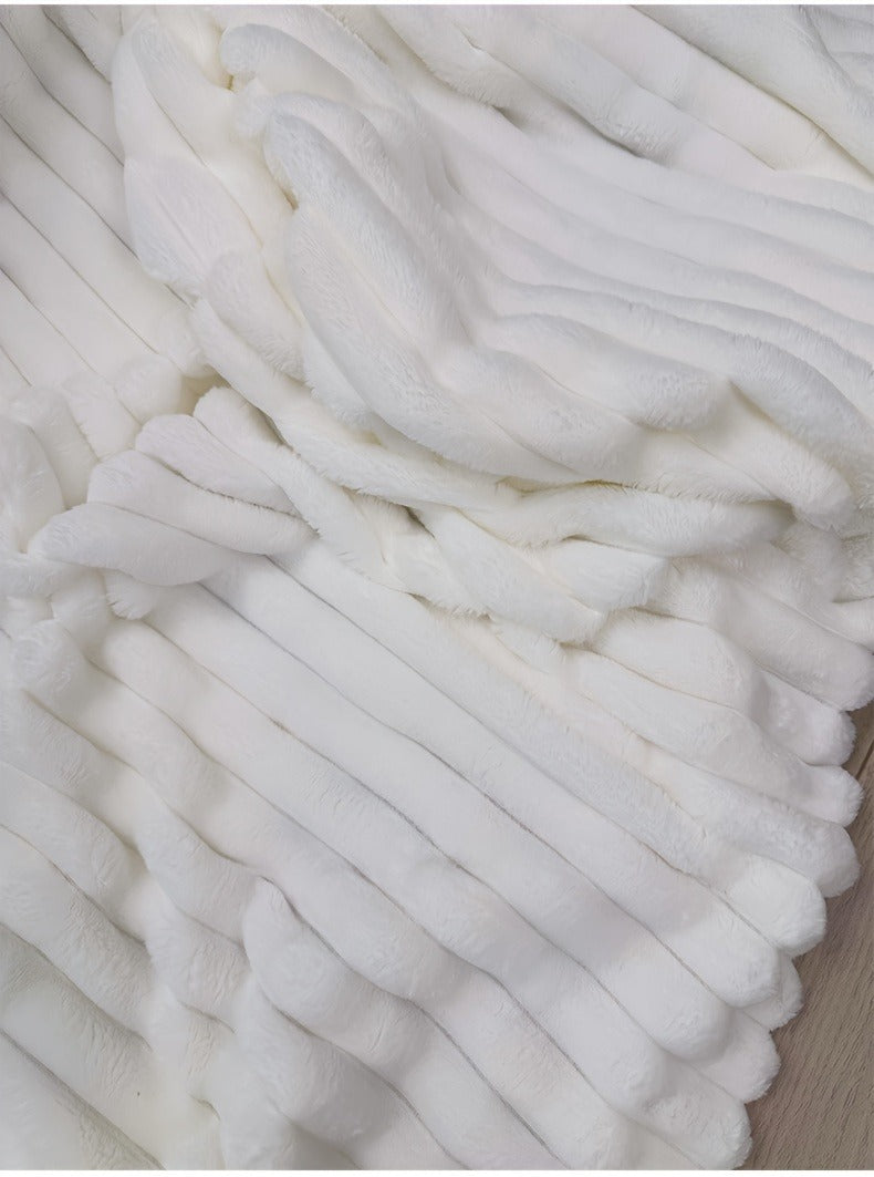 Fleece Blanket Double-Sided 3D Faux Rabbit Fur Throw – Ultra-Soft Thick 300-350g/m² for Home, Office, Travel & Camping — imag
