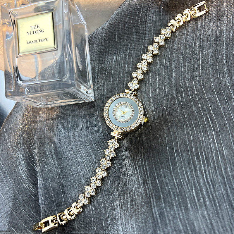 Diamond-encrusted GlaWatchss Rhinestone Women's Quartz
