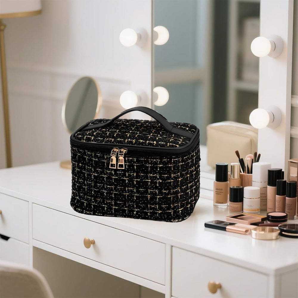 Makeup Brush Set, 47-Piece Cosmetic Kit with Wash Bag, Brush Sleeve, Butterfly Hair Band and Wrist Strap — image 3