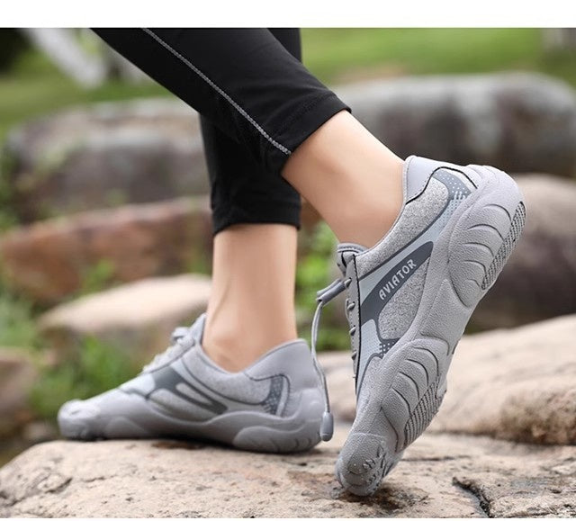Comfortable Breathable And Lightweight Climbing Training Sneakers