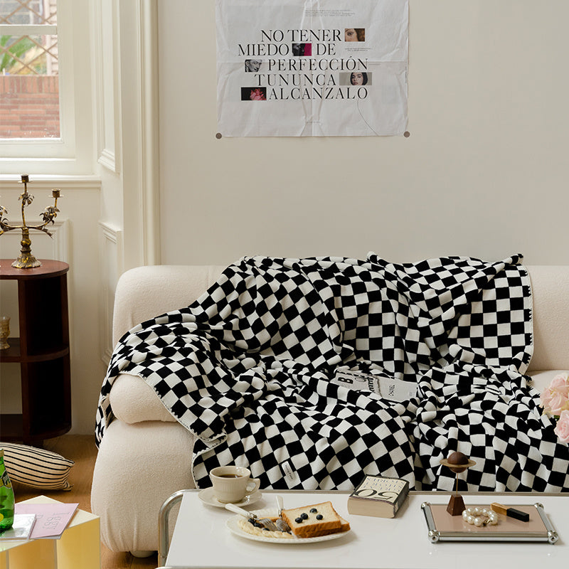 Simple Checkerboard Double Sided Milk Fleece Blanket