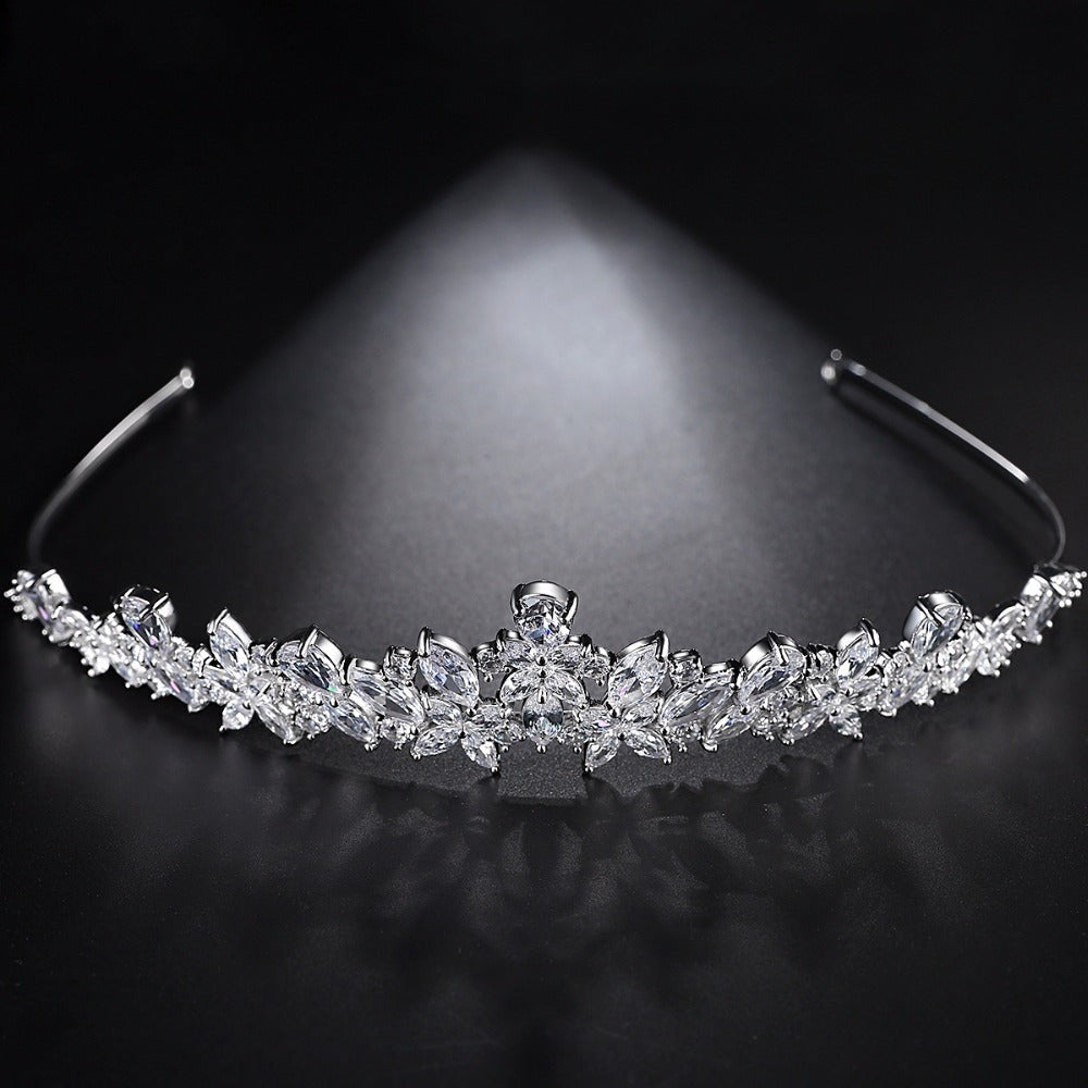 Hair accessories, hair bands, copper zircon inlaid with fashionable temperament, bride's simple Korean version of banquet crown headwear - V.I.P Digital Presence
