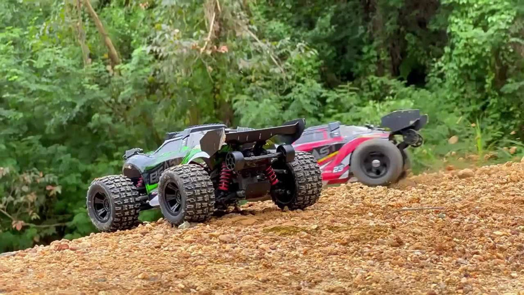 Drop-Proof High-Speed RC Off-Road Car for Boys – 2.4GHz Impact-Resistant All-Terrain Remote Control Vehicle — image 8