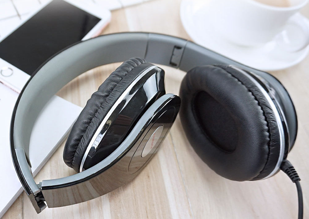 Wired Gaming Headphone Heavy Bass Music Headset Wired Control Computer Mobile Phone Universal Headset