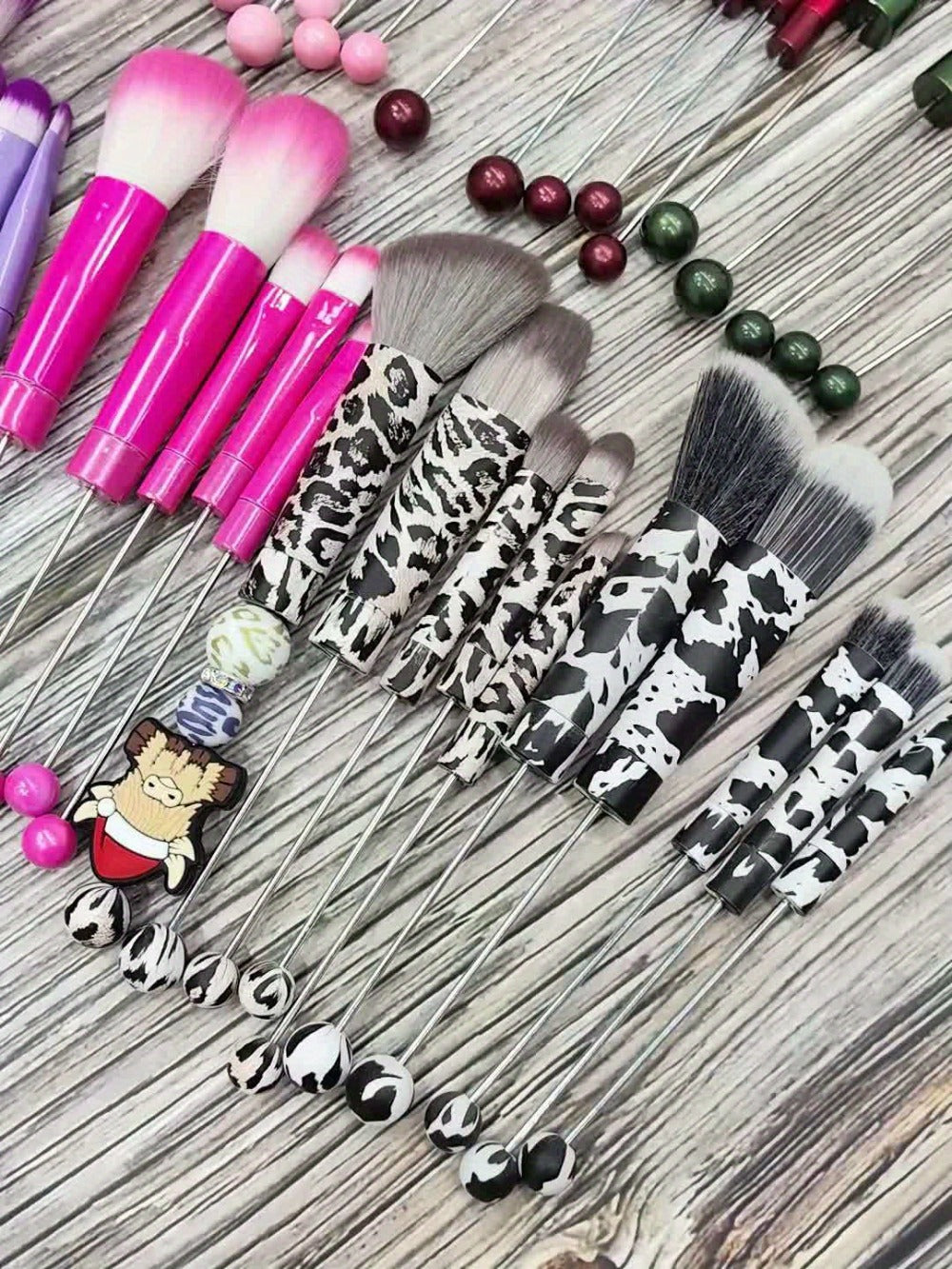 Makeup Brush Set, 15-Piece Bead-Ready Metal Handle Collection with Powder, Blush, Eyeshadow and Angled Brush Shapes — image 1