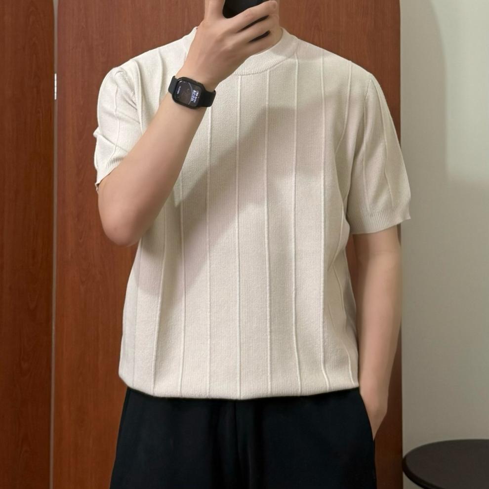 Crisp Solid-color Knit T-shirt