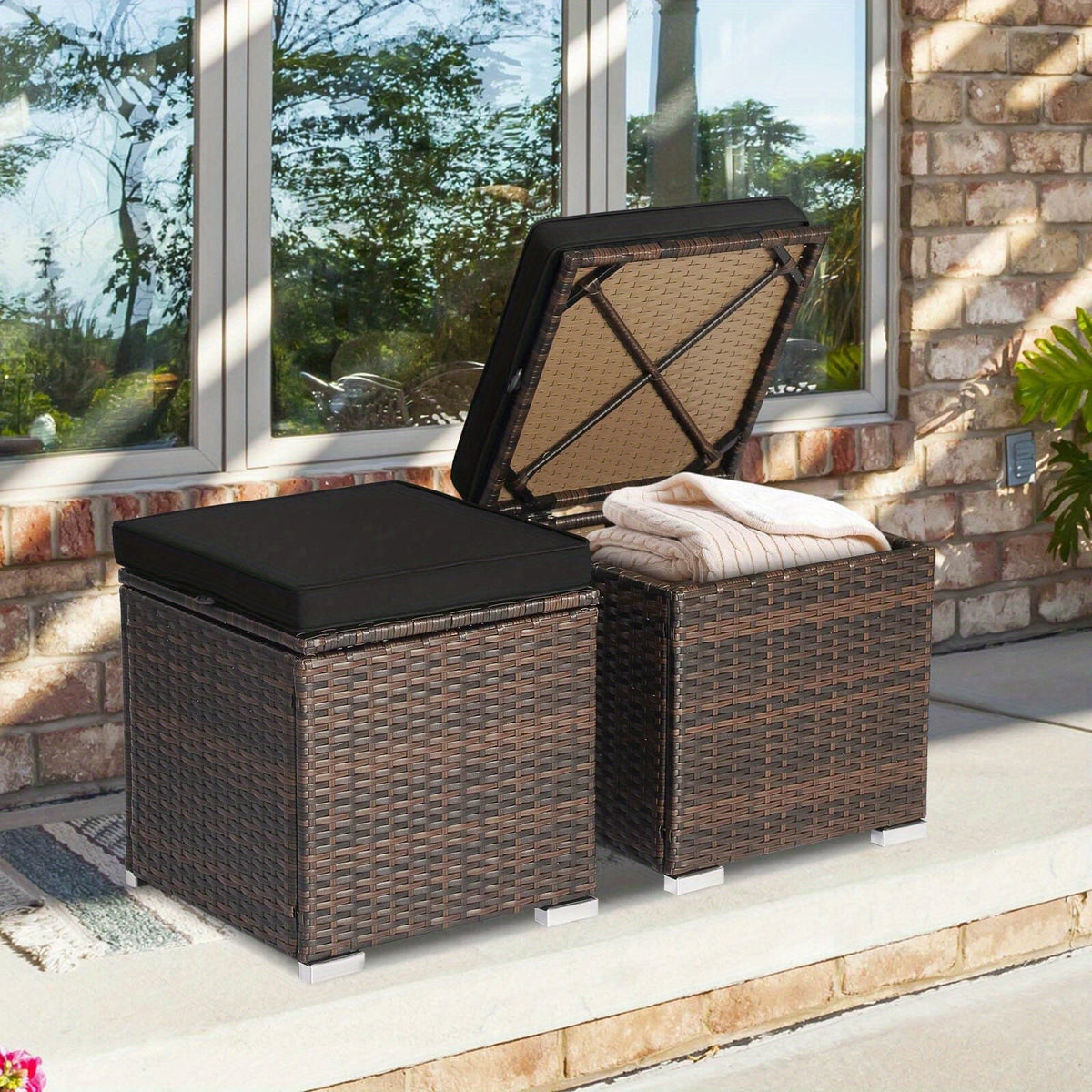 Outdoor Wicker Ottoman Set of 2 with Hidden Storage – PE Wicker Footstools with Detachable Cushions, Side Table & Extra Seati