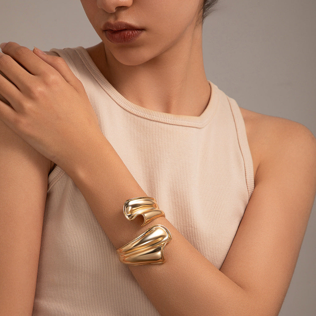 Metal style temperament niche versatile bracelet Bracelet irregular opening bracelet - V.I.P Digital Presence