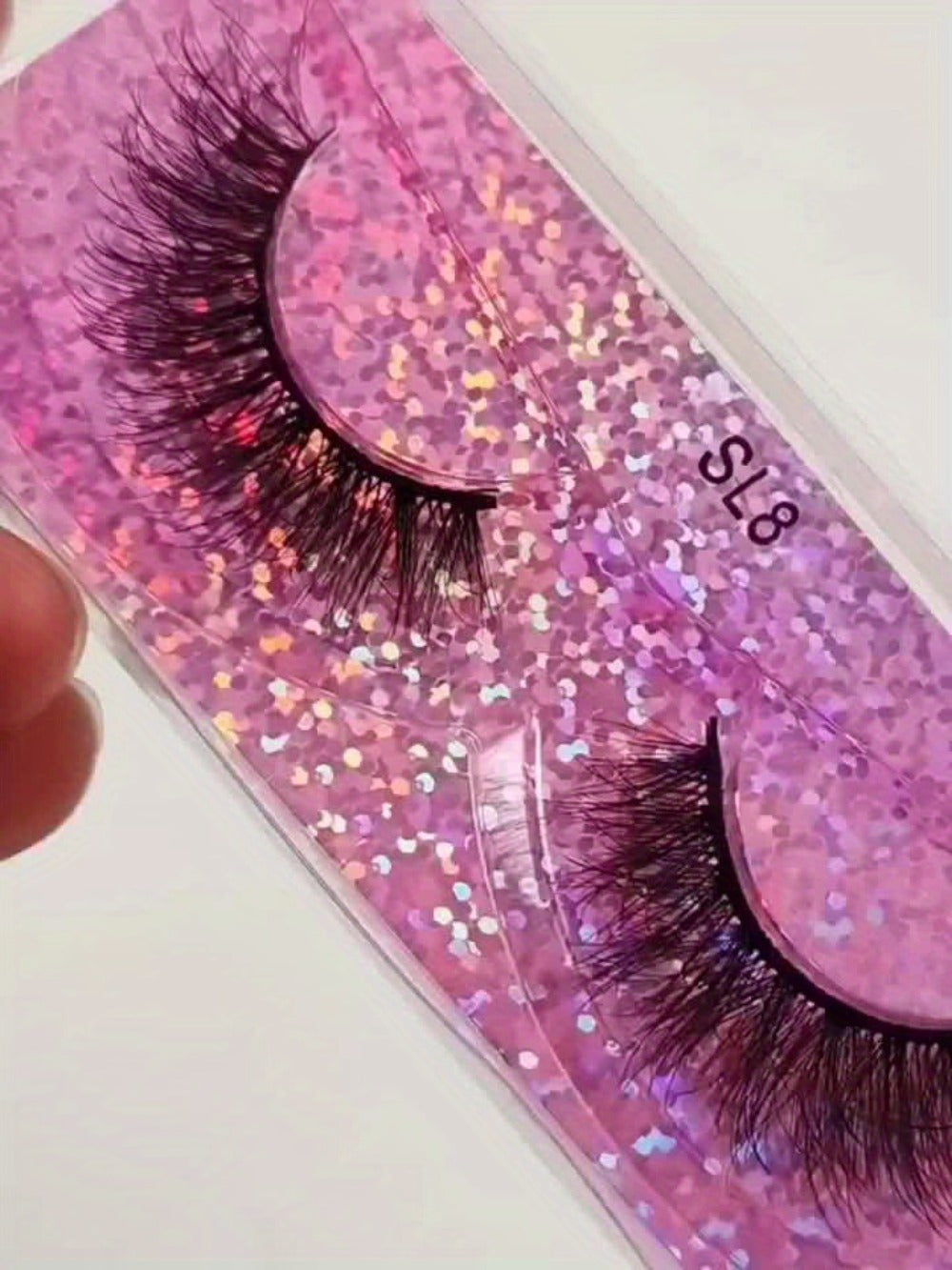 DD Curl False Eyelashes Multipack with 20 Pairs across Five Mixed Styles in Glitter-Top Round Cases — image 11