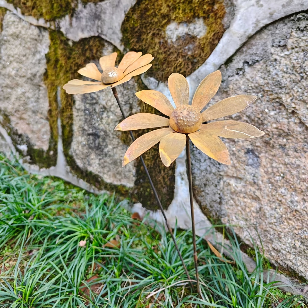 Rustic Metal Daisy Garden Stake with Chamomile or Daisy Flower Style for Pots, Beds and Yard Displays — image 12