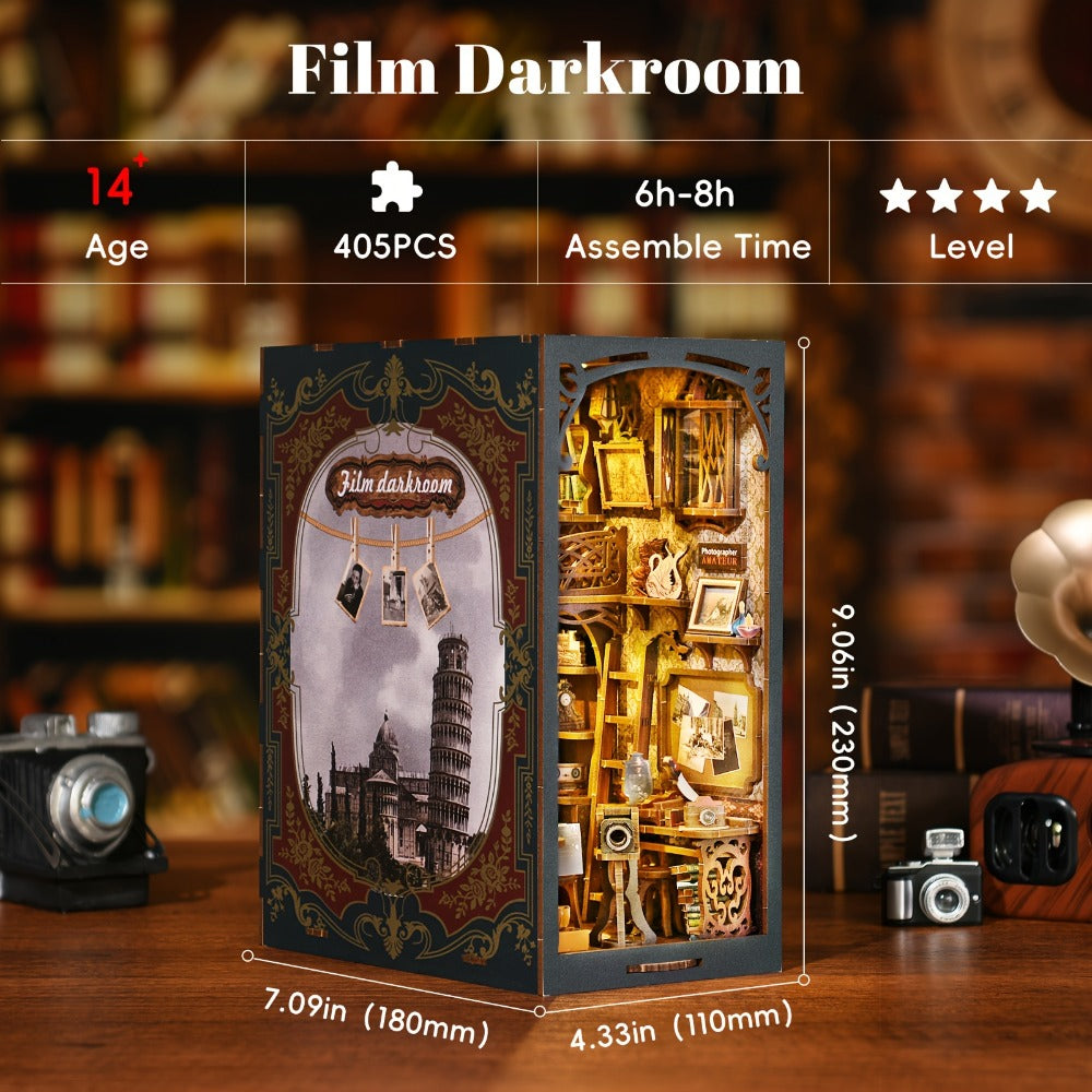 Film Darkroom Book Nook Kit with 405-Piece Vintage Photography Scene and Multiple Warm Lighting Points — image 3