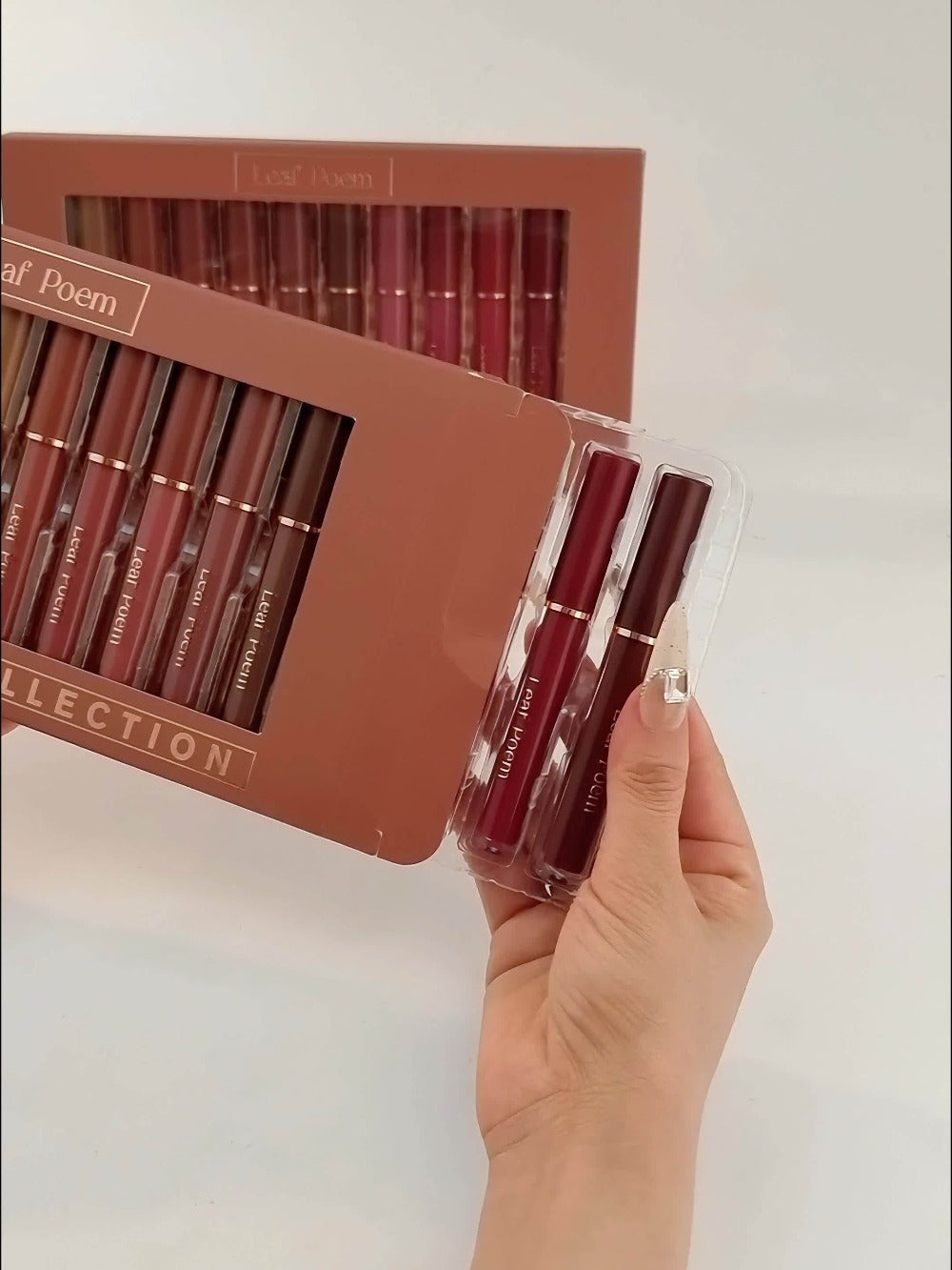 Lip Gloss Set by Leaf Poem with 12 Mixed Lip Colors, Slim Tube Applicators and Presentation Box — image 10