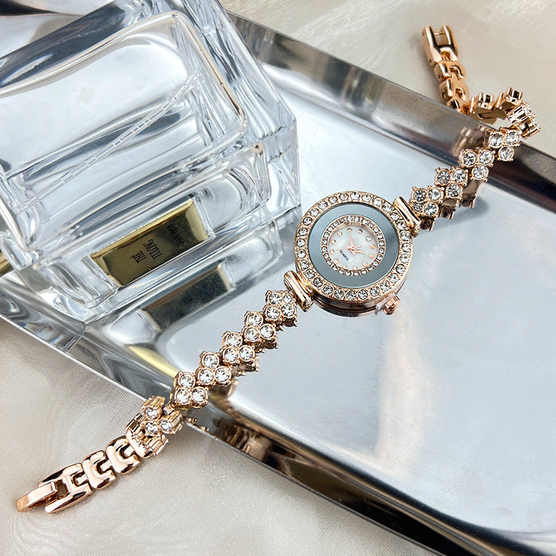 Diamond-encrusted GlaWatchss Rhinestone Women's Quartz