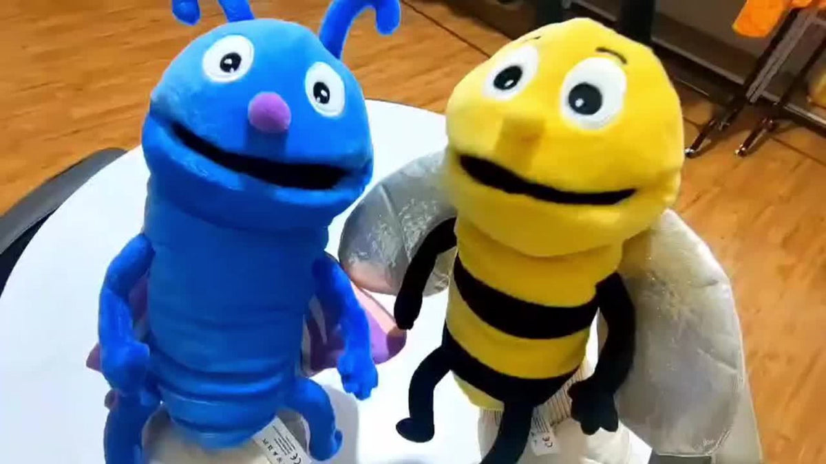 Movable-Mouth Insect Hand Puppets in Bee, Ladybird, Dragonfly, Butterfly, Ant and Caterpillar Styles — image 12