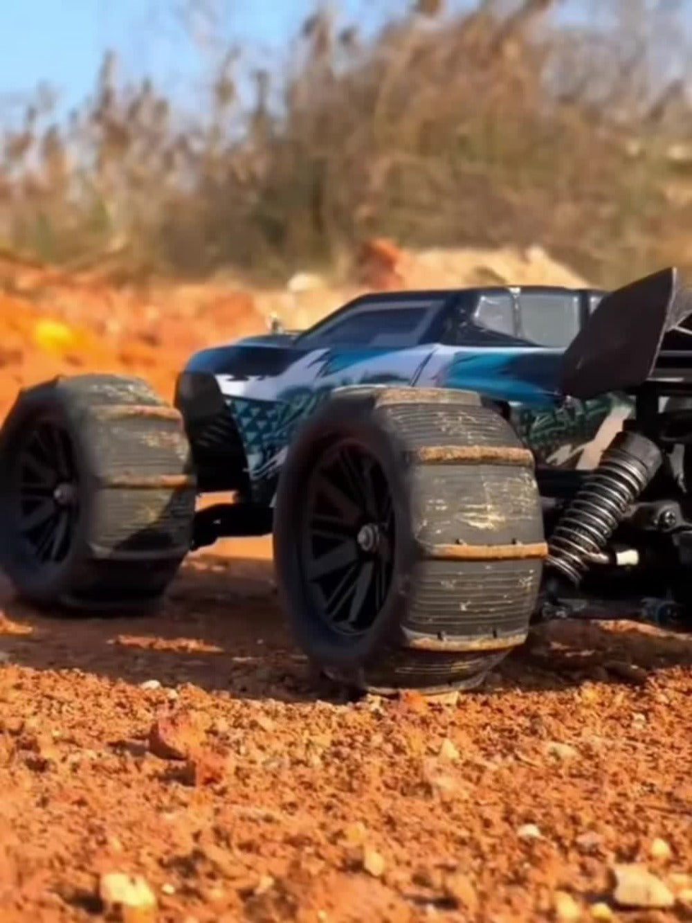 1:18 Scale RC Off-Road Car 35+ KM/H 4WD, 2.4GHz High Speed Remote Control Truck, Hobby Grade RC Racing Crawler for Kids & Adu