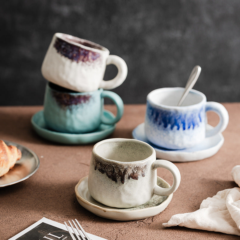 Retro-style Mugs For Afternoon Tea At Home