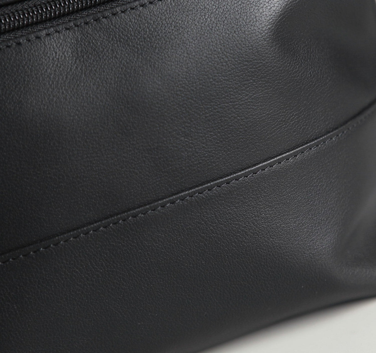 Balenciaga Men's Letter Print Black Calfskin Single Shoulder Crossbody Bag Bags #77712