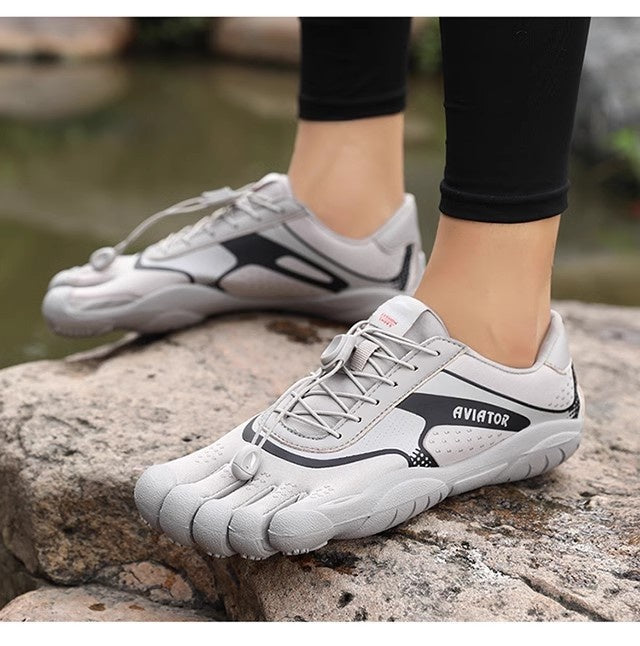 Comfortable Breathable And Lightweight Climbing Training Sneakers