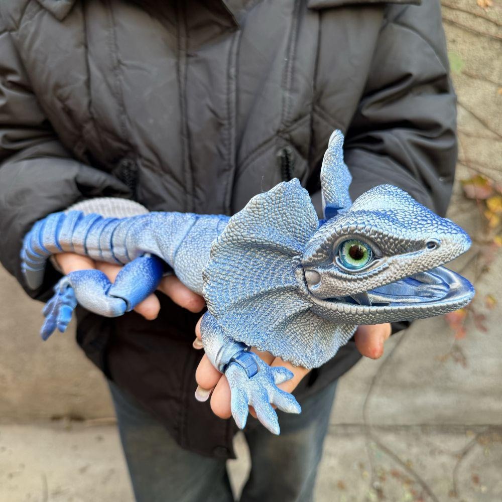 Frilled Neck Lizard Figurine 3D Printed, Large Umbrella Lizard Animal Sculpture 8 Color Styles — image 7