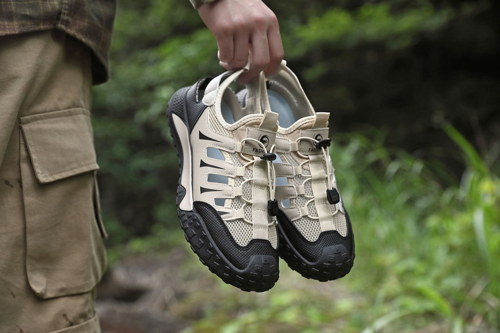 Outdoor Sports Upstream Dry Breathable Large Hole Mesh Surface Shoes