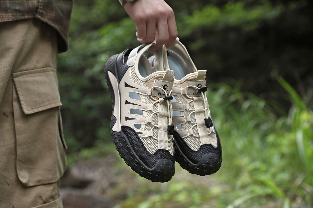 Outdoor Sports Upstream Dry Breathable Large Hole Mesh Surface Shoes