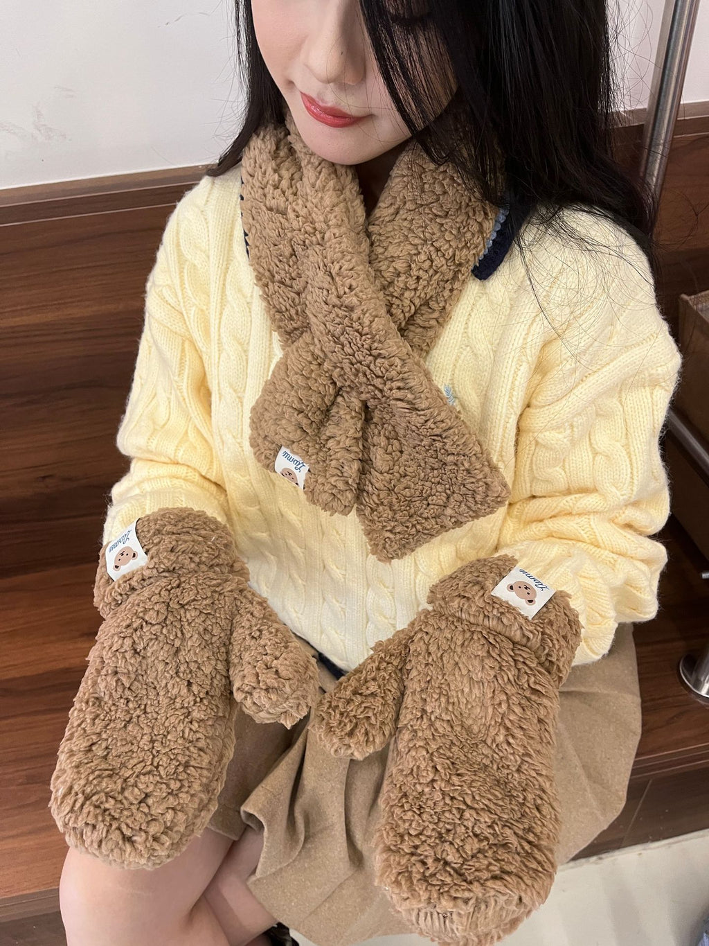Cartoon Bear Plush Gloves Thickened Warm And Cute Scarf