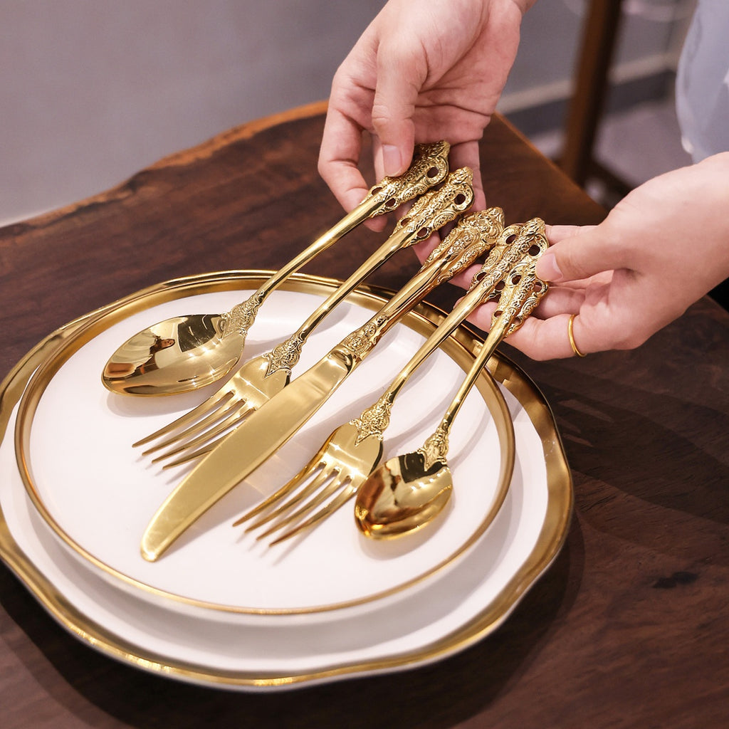 European Pattern Stainless Steel Empaistic Tableware Set
