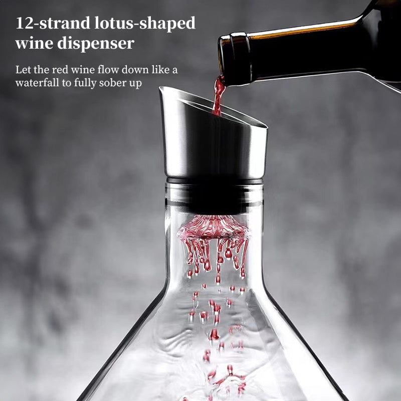 1500ML Hand - blown Crystal Wine Decanter with Built - in Aerator Pourer, ideal for red wine.