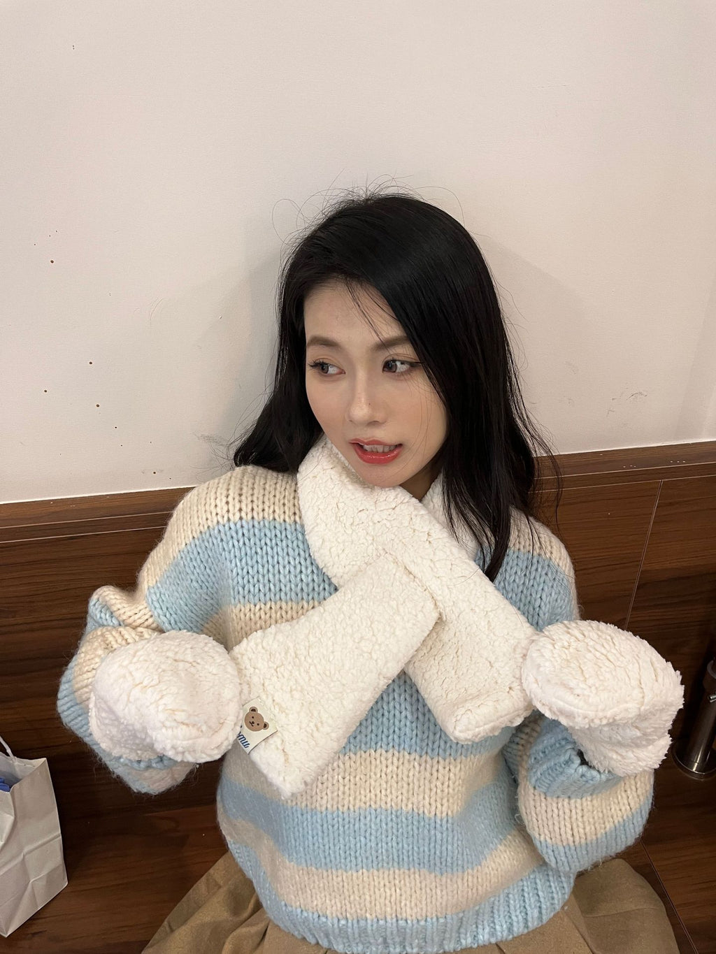 Cartoon Bear Plush Gloves Thickened Warm And Cute Scarf