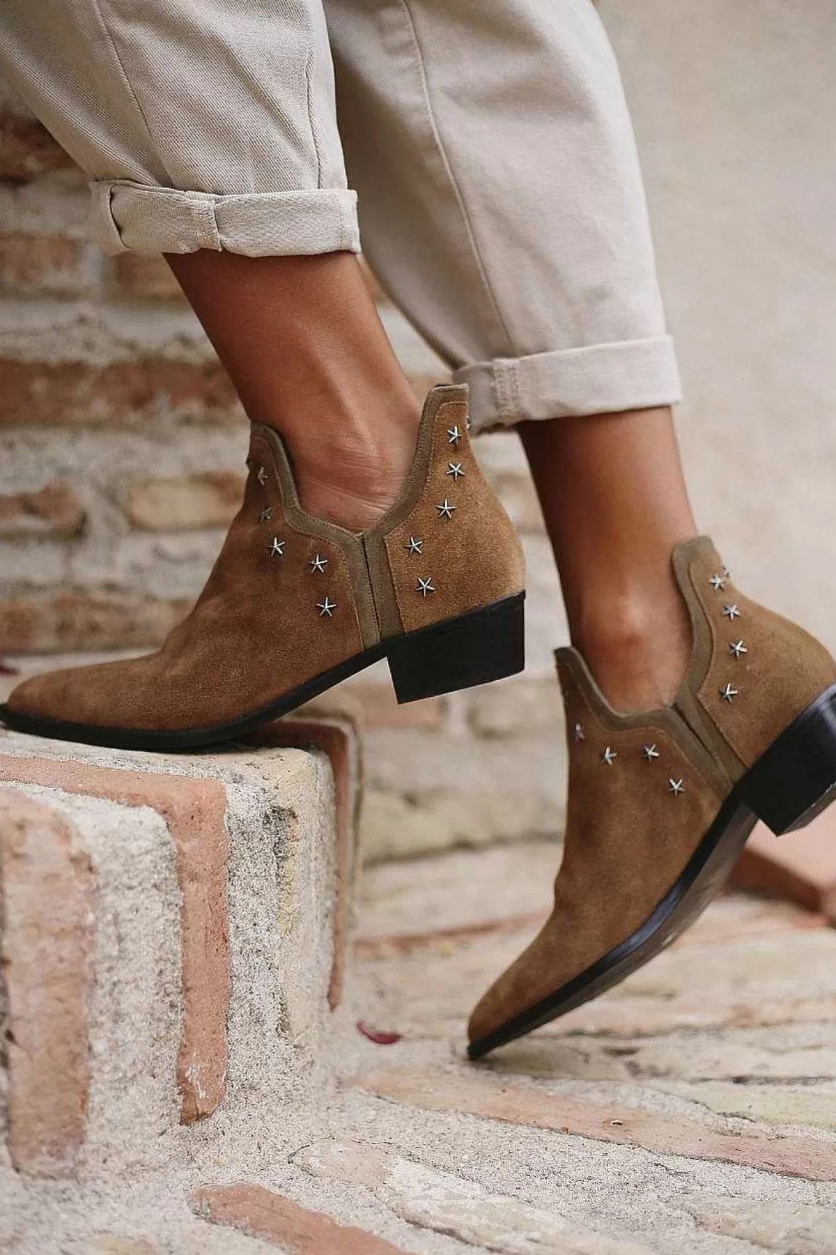 Fashion Ankle Boots With Metal Decoration Low Square Heel Large Size Ladies European And American Style