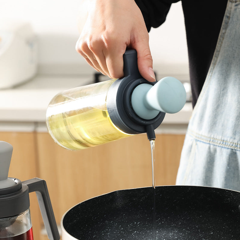 Household Kitchen Sauce Bottle Press Spice Jar Multi-functional Two-in-one Glass Oiler Containing Silicone Brush
