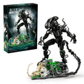 Building Block Set Alien Beast with 958 Pieces, Articulated Black Figure, Scene Base and Long Tail — image 1