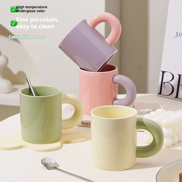 Girls Are Very Beautiful Ceramic Mugs