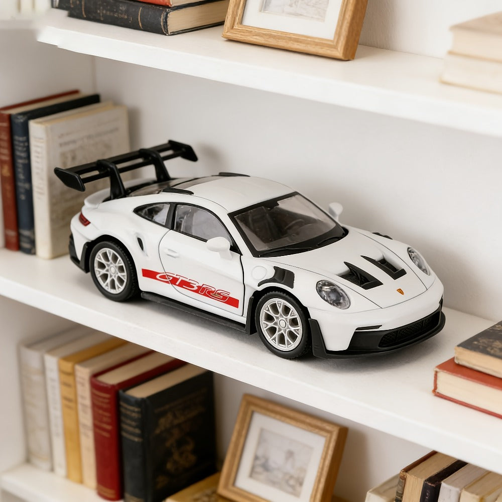 Porsche 911 Die-Cast Collectible Model for Adults, High-Detail Zinc Alloy Display Car for Home Decor Exhibitions — image 13