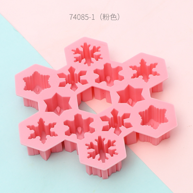 1 PCS Christmas Ice Molds Chocolate Snowflake Cookie Gummies Gummy Silicone Soap Biscuit - V.I.P Digital Presence