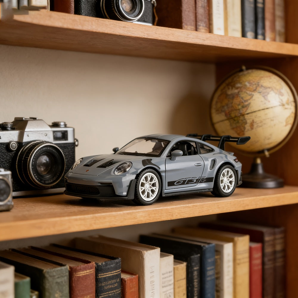 Porsche 911 Die-Cast Collectible Model for Adults, High-Detail Zinc Alloy Display Car for Home Decor Exhibitions — image 11